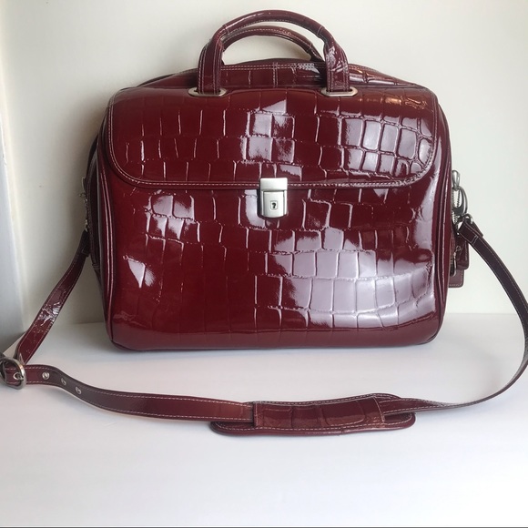 SIAMOD Handbags - SIAMOD  CHERRY RED LEATHER MEDIUM LADIES LAPTOP